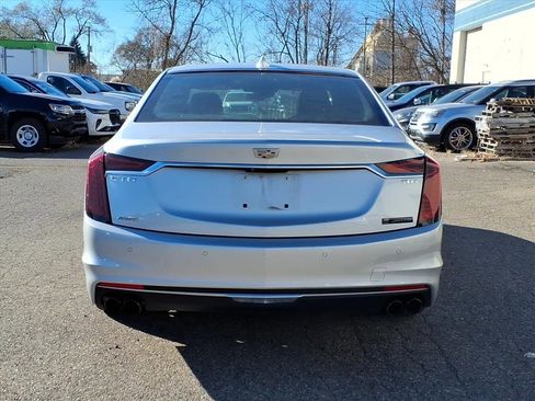 Used 2019 Cadillac CT6 Luxury w/ Driver Awareness Package image 4