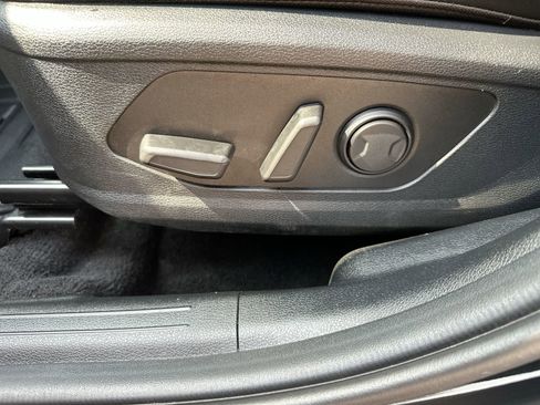 Used 2024 Kia Sportage EX image 18