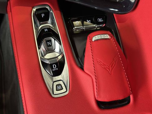 Used 2023 Chevrolet Corvette Stingray Preferred Cpe w/ Z51 Performance Package RWD image 21