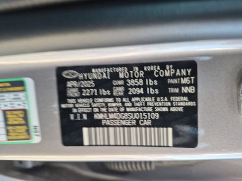 Used 2025 Hyundai Elantra Sport FWD image 34
