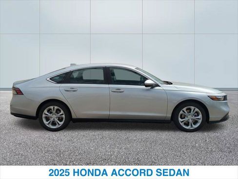 Certified 2025 Honda Accord LX image 6