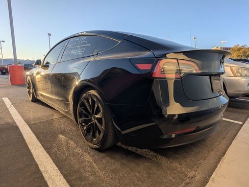 Used 2022 Tesla Model 3 Standard Range image 6