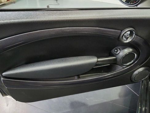 Used 2015 MINI Cooper Roadster S image 25