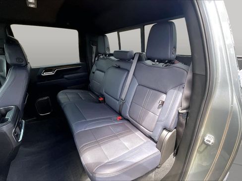 Certified 2025 Chevrolet Silverado 2500 High Country w/ Technology Package AWD/4WD image 25
