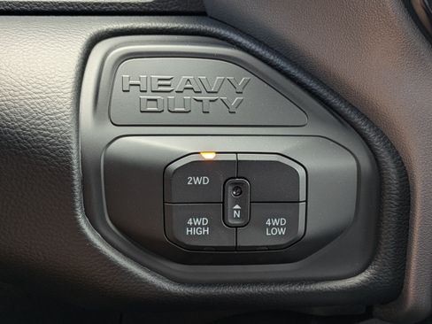 New 2026 RAM 3500 Laramie AWD/4WD image 23