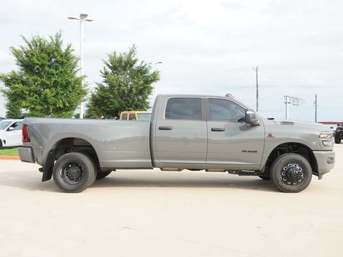New 2026 RAM 3500 Big Horn AWD/4WD image 10