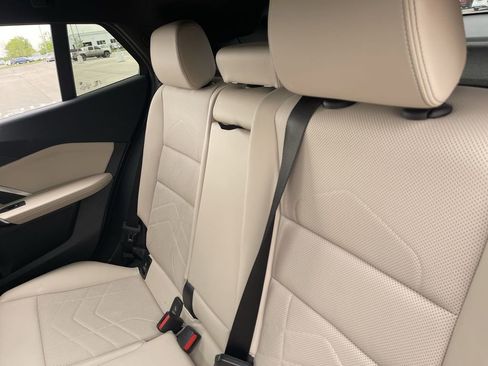 Used 2025 BMW X2 xDrive28i AWD/4WD image 25