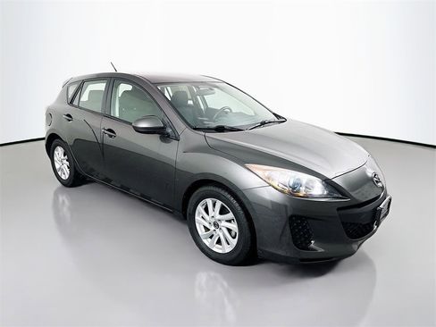 Used 2013 MAZDA MAZDA3 i Touring image 1