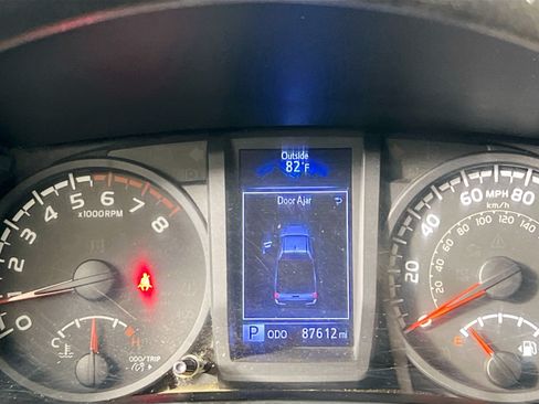 Used 2019 Toyota Tacoma SR RWD image 22