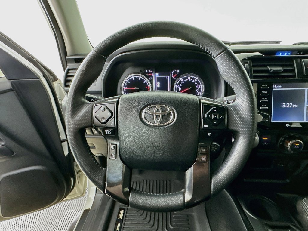Used 2021 Toyota 4Runner TRD Off-Road AWD/4WD image 13