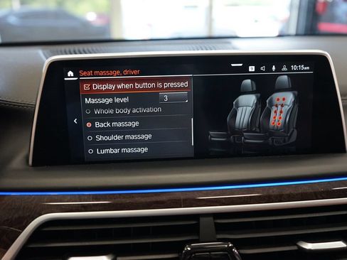 Used 2022 BMW 750i xDrive w/ Executive Package AWD/4WD image 40