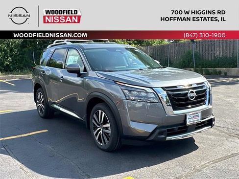 New 2025 Nissan Pathfinder Platinum w/ Cargo Package image 3