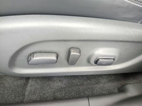 Used 2024 Nissan Murano SV w/ SV Midnight Edition Package image 20