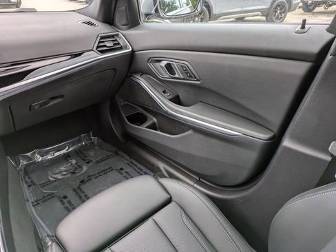 Used 2024 BMW 330e image 16