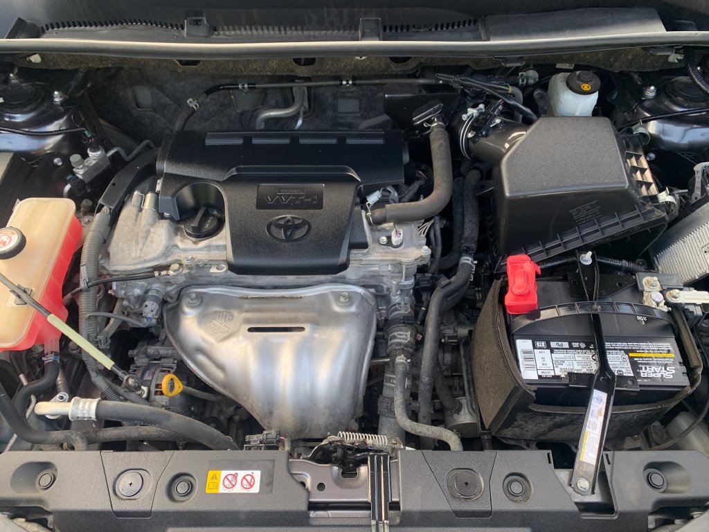 Used 2018 Toyota RAV4 Limited w/ All Weather Liner Package FWD image 28