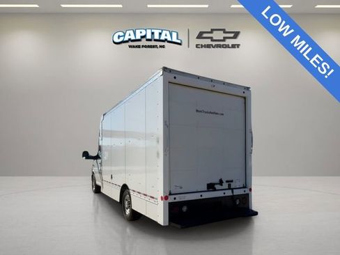 Used 2023 Chevrolet Express 3500 Work Van w/ Power Convenience Package image 4