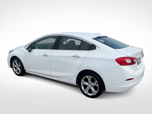 Used 2019 Chevrolet Cruze LT w/ LT Fleet Convenience Package image 6