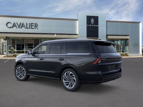 New 2025 Lincoln Navigator Reserve image 4
