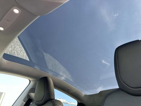 Used 2026 Tesla Model Y Long Range AWD/4WD image 20