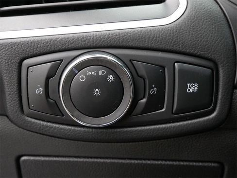 Certified 2023 Ford Edge SEL image 17