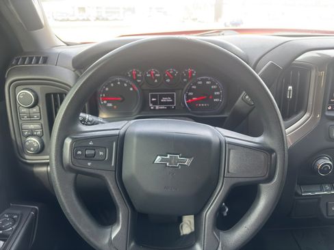 Used 2021 Chevrolet Silverado 1500 Custom Trail Boss w/ LPO, Dark Essentials Package image 10