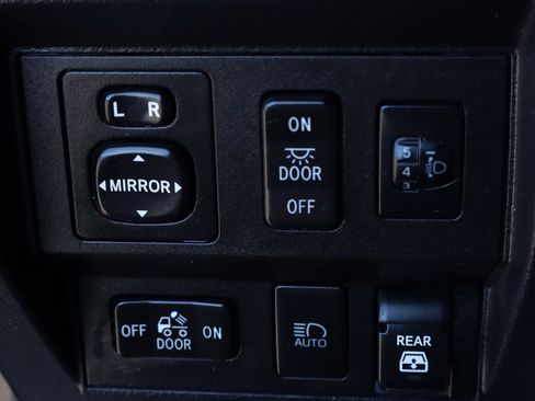 Used 2021 Toyota Tundra SR5 image 20