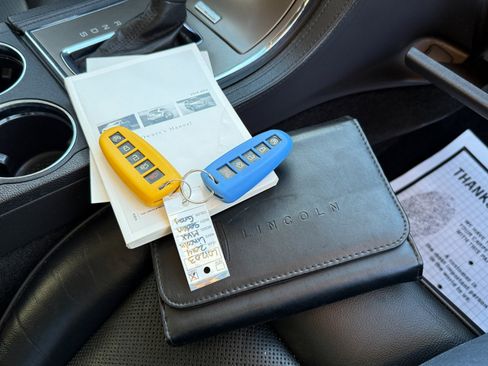 Used 2014 Lincoln MKX AWD w/ Equipment Group 102A image 58