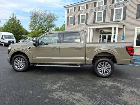 Used 2025 Ford F150 Lariat w/ Equipment Group 501A Mid AWD/4WD image 8