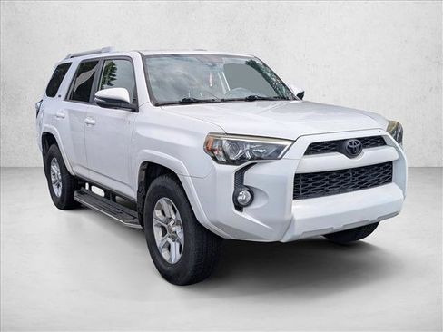 Used 2018 Toyota 4Runner SR5 Premium RWD image 4