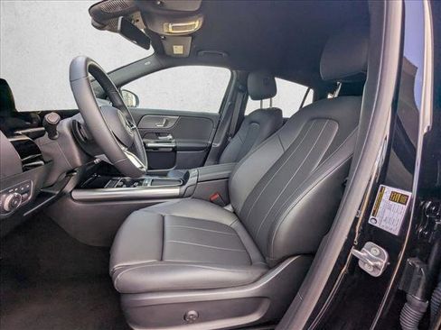 Used 2025 Mercedes-Benz GLA 250 image 13