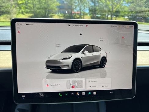 Used 2023 Tesla Model Y Long Range AWD/4WD image 7