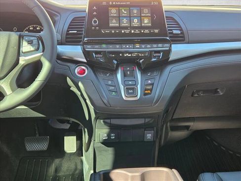 New 2026 Honda Odyssey EX-L image 13