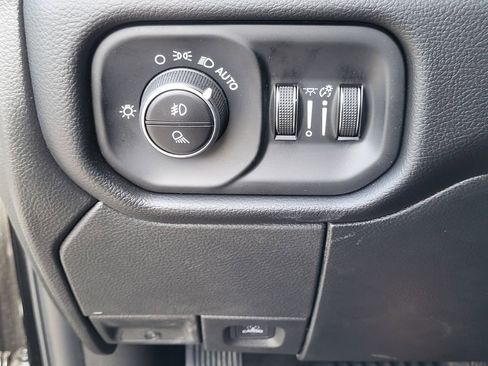 New 2026 RAM 2500 Laramie w/ Night Edition AWD/4WD image 27