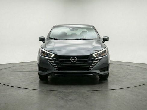 Used 2025 Nissan Versa SV FWD image 2