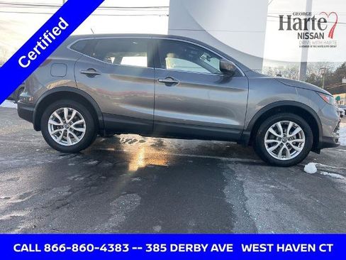 Certified 2022 Nissan Rogue Sport S image 6