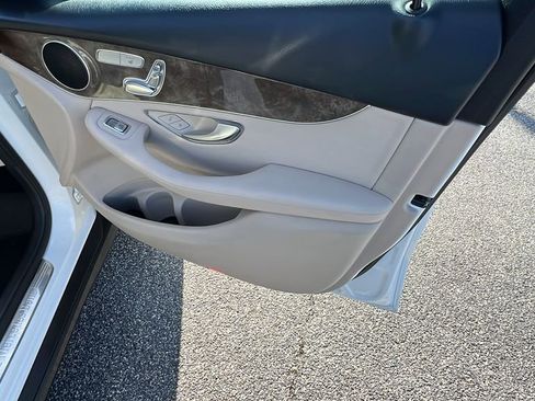 Used 2017 Mercedes-Benz GLC 300 image 16