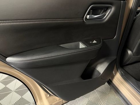 Used 2024 Nissan Rogue Platinum w/ Platinum Premium Package FWD image 28