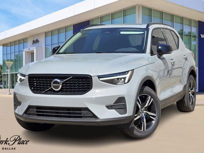 New 2026 Volvo XC40 B4 Core