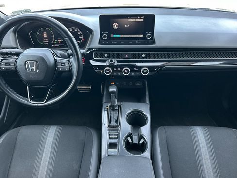 Used 2025 Honda Civic Sport image 13