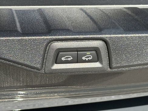 New 2026 BMW X5 xDrive50e w/ M Sport Package AWD/4WD image 12