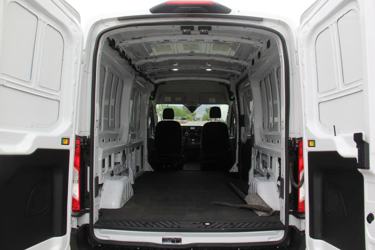 Used 2024 Ford Transit 250 148 Medium Roof RWD image 9