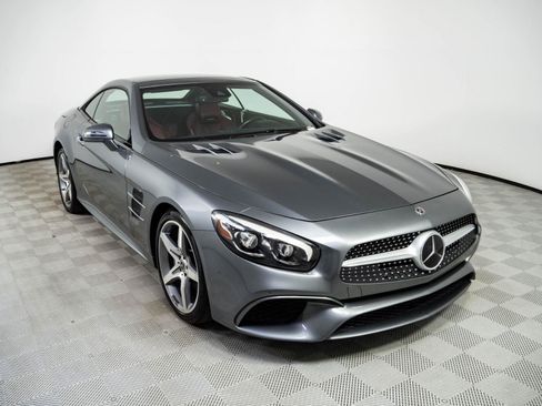 Used 2018 Mercedes-Benz SL 550 image 22