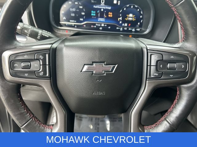 Certified 2022 Chevrolet Suburban RST w/ Luxury Package AWD/4WD image 11