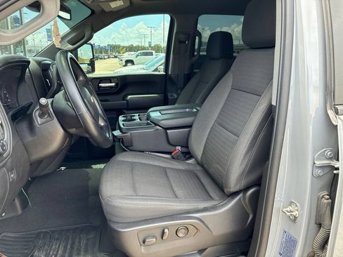 Used 2025 Chevrolet Silverado 2500 Custom w/ Custom Value Package AWD/4WD image 23