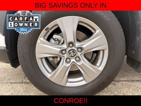 Used 2024 Toyota RAV4 LE AWD/4WD image 9