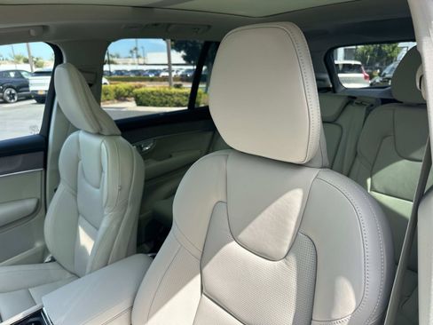Used 2026 Volvo XC90 T8 Ultra w/ Protection Package Premier AWD/4WD image 15