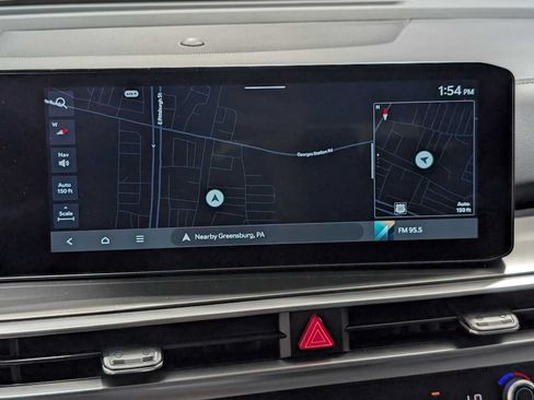 Certified 2025 Kia Sorento S AWD/4WD image 25