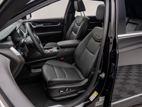 New 2025 Cadillac XT5 Premium Luxury w/ Technology Package image 11