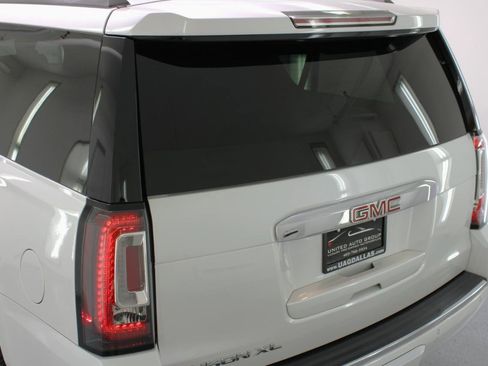 Used 2018 GMC Yukon XL Denali w/ Denali Ultimate Package image 20