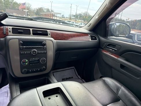 Used 2013 GMC Sierra 2500 SLT w/ SLT Convenience Package image 22